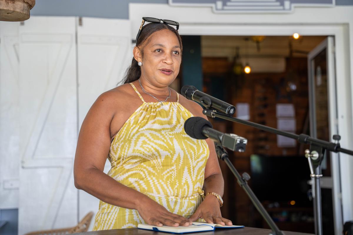 Poet, Ms. Loua Barra