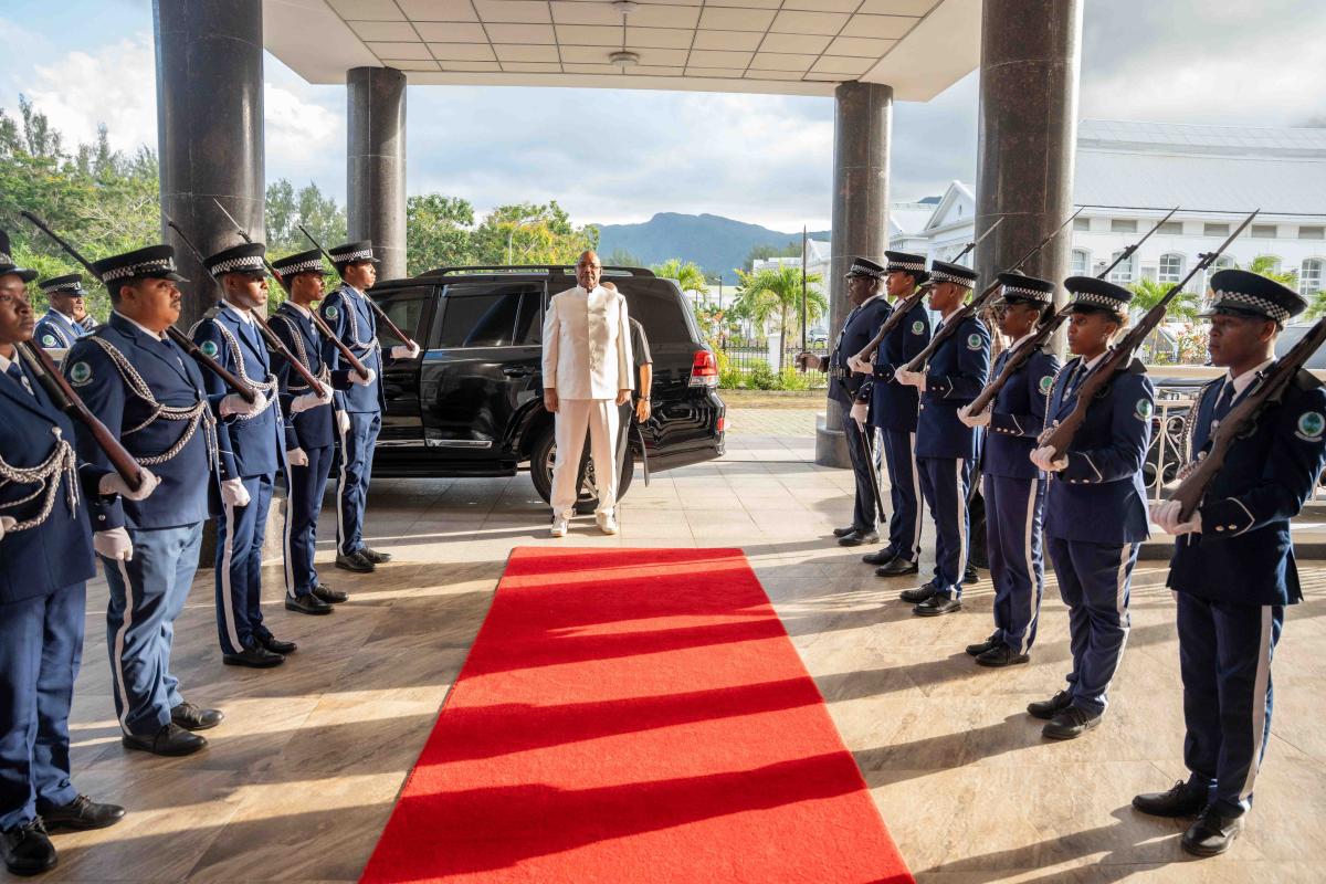 Arrival of the President