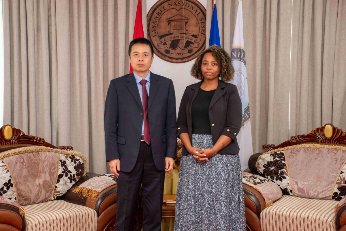 Speaker, Hon. Azarel Ernesta and Counsellor Mu Jianfeng