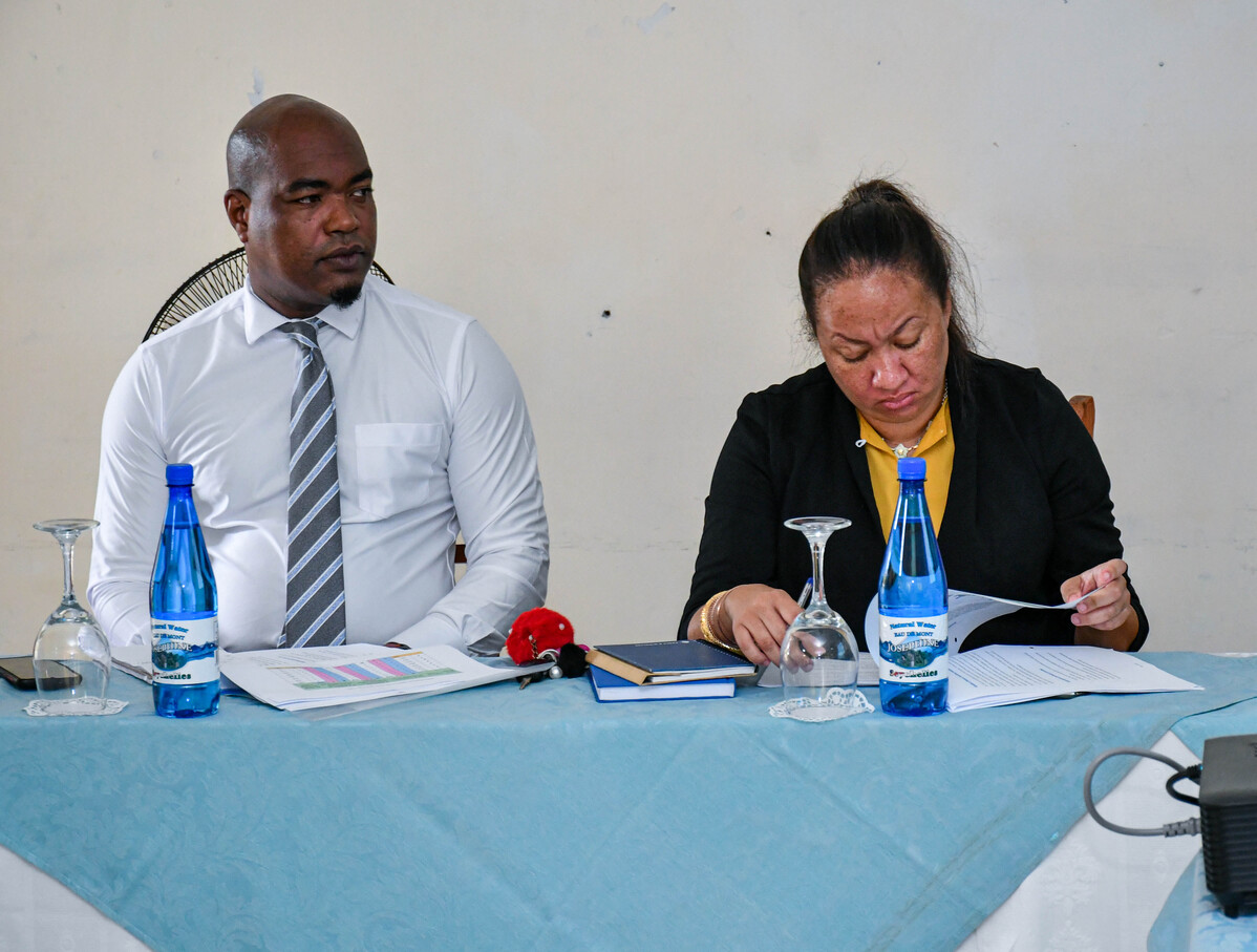 Hon Aglae in the meeting at STA