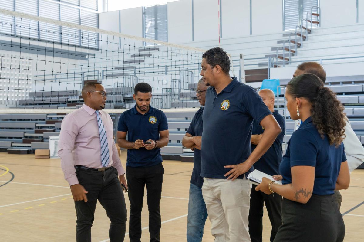Group Photo during dicussions on the visit