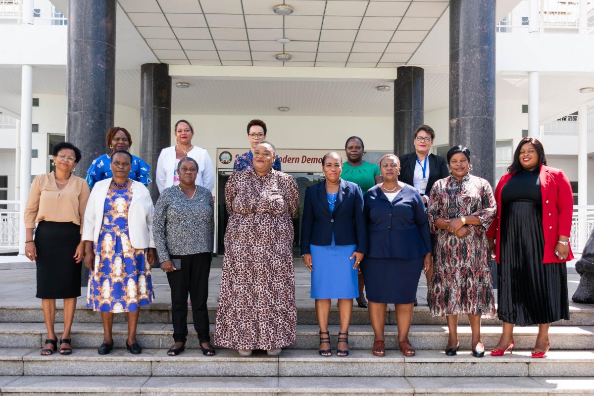 A group photo with Minister Zialor